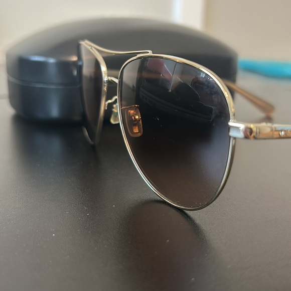 COACH Sunglasses - Picture 4 of 8